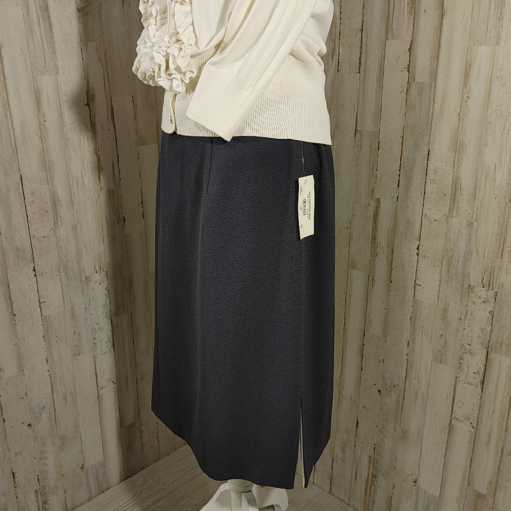 NWT Navy Sag Harbor skirt sz 18w